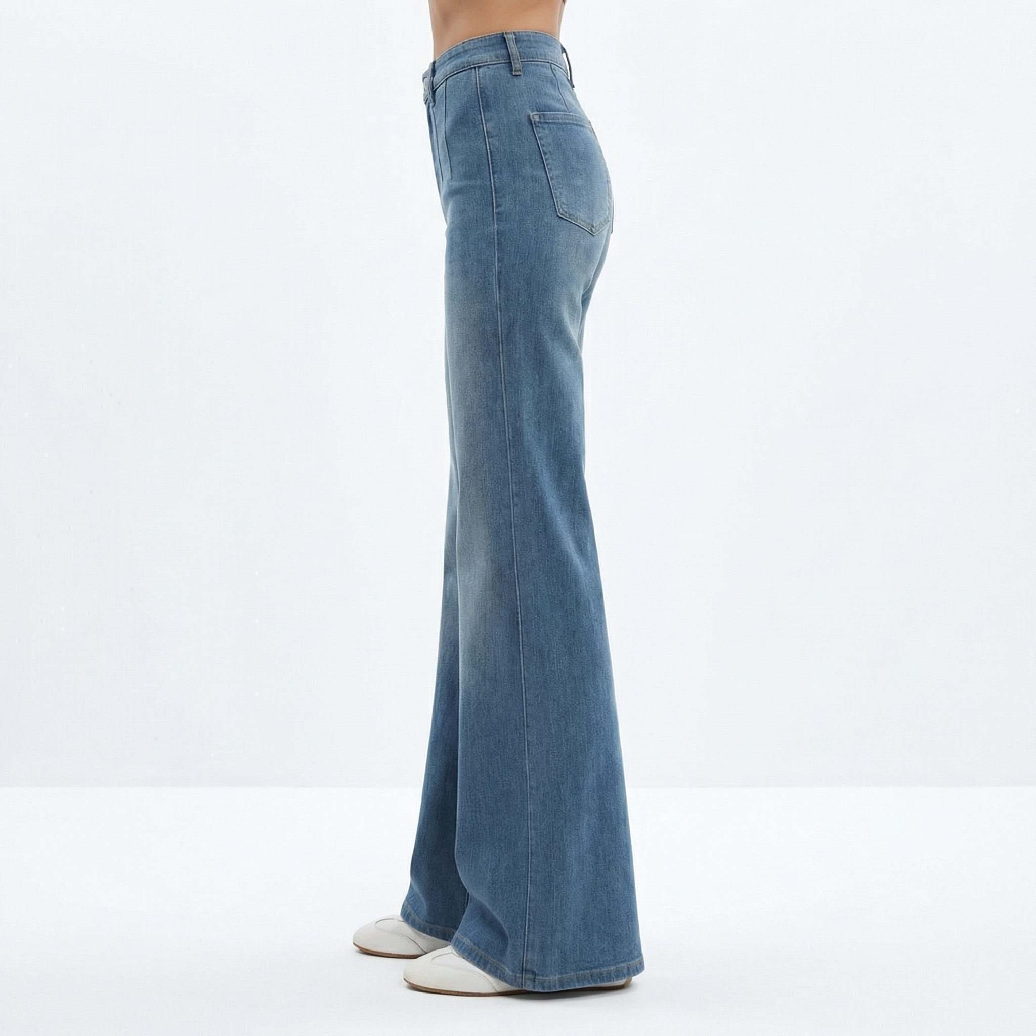 Legacy Wide Jeans
