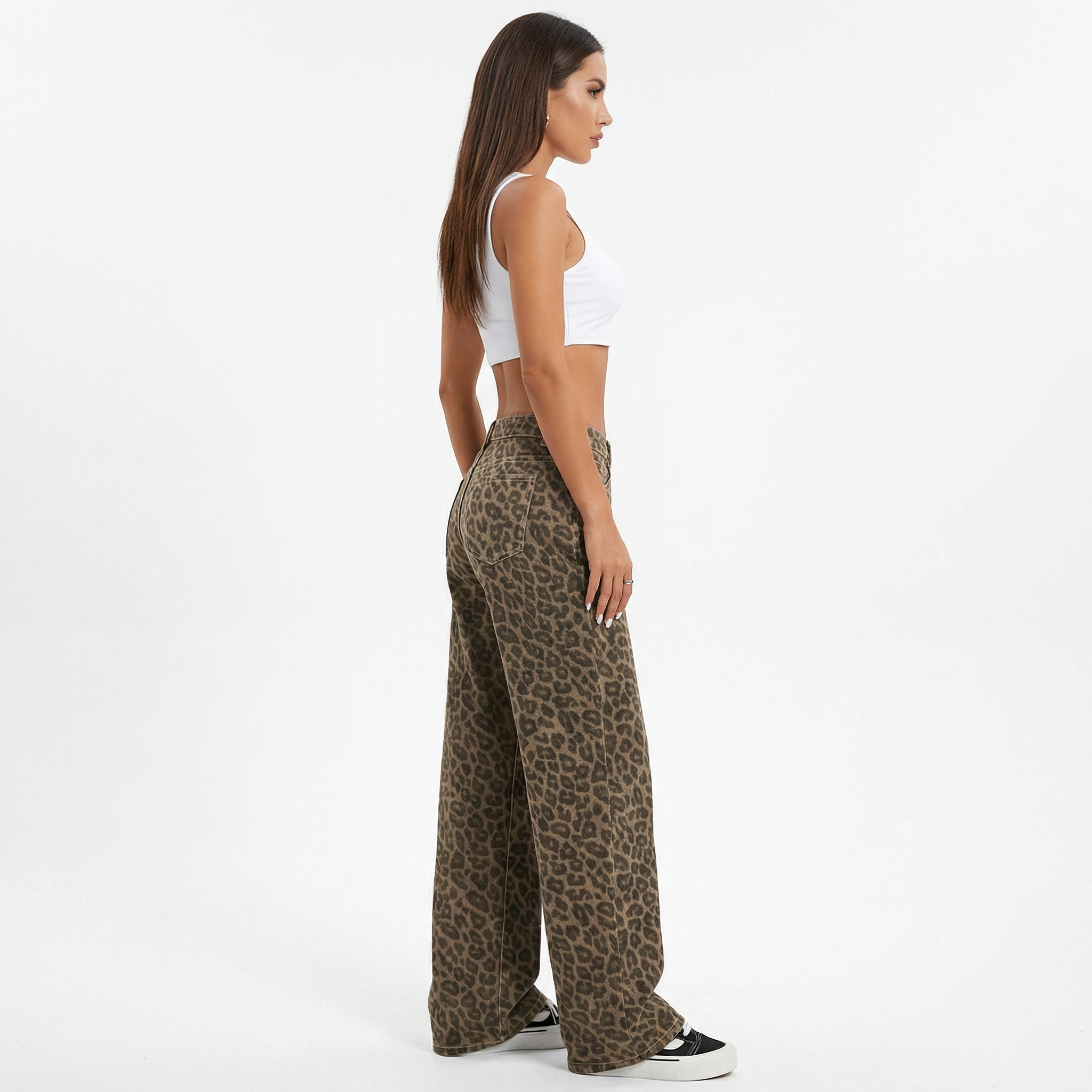 Vera Straight Jeans – High-Waist Essential Fit