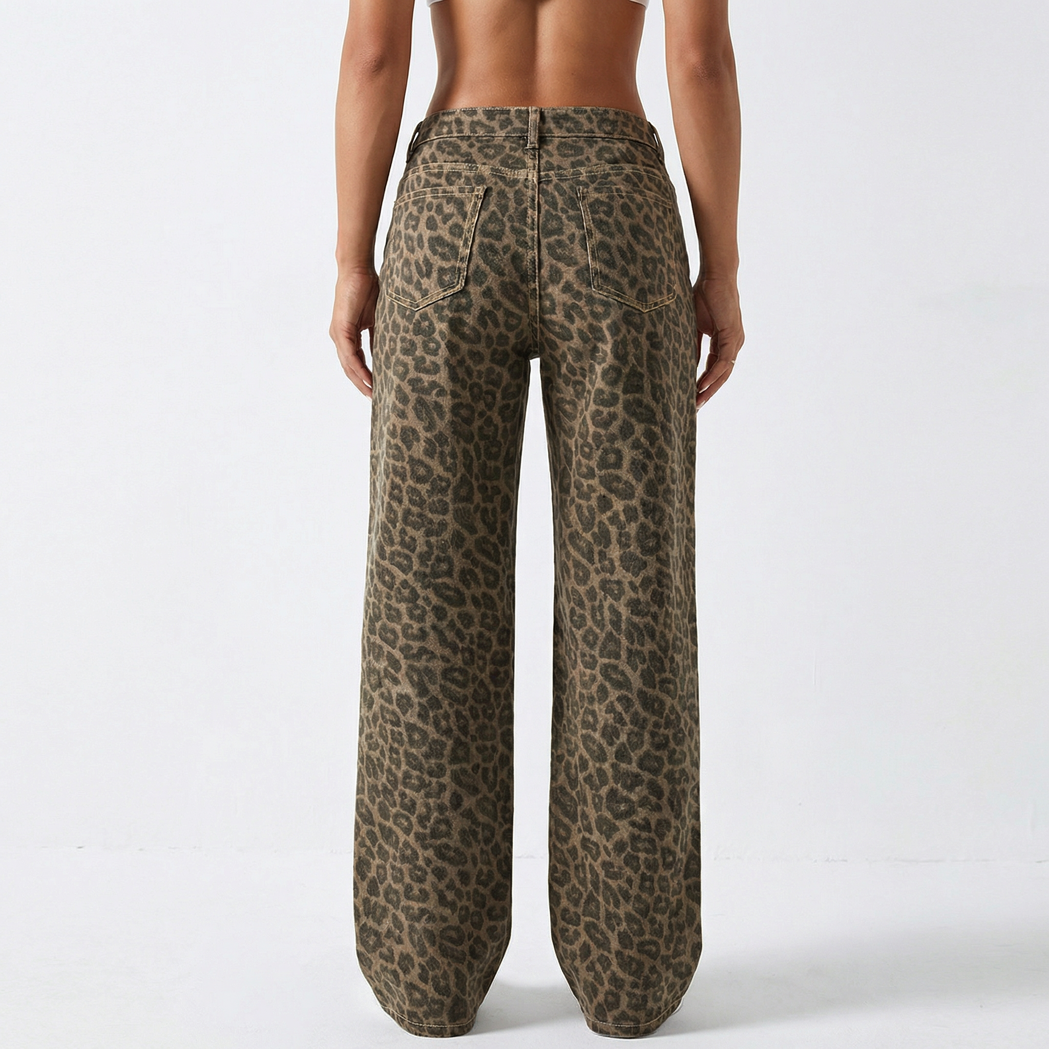 Vera Straight Jeans – High-Waist Essential Fit