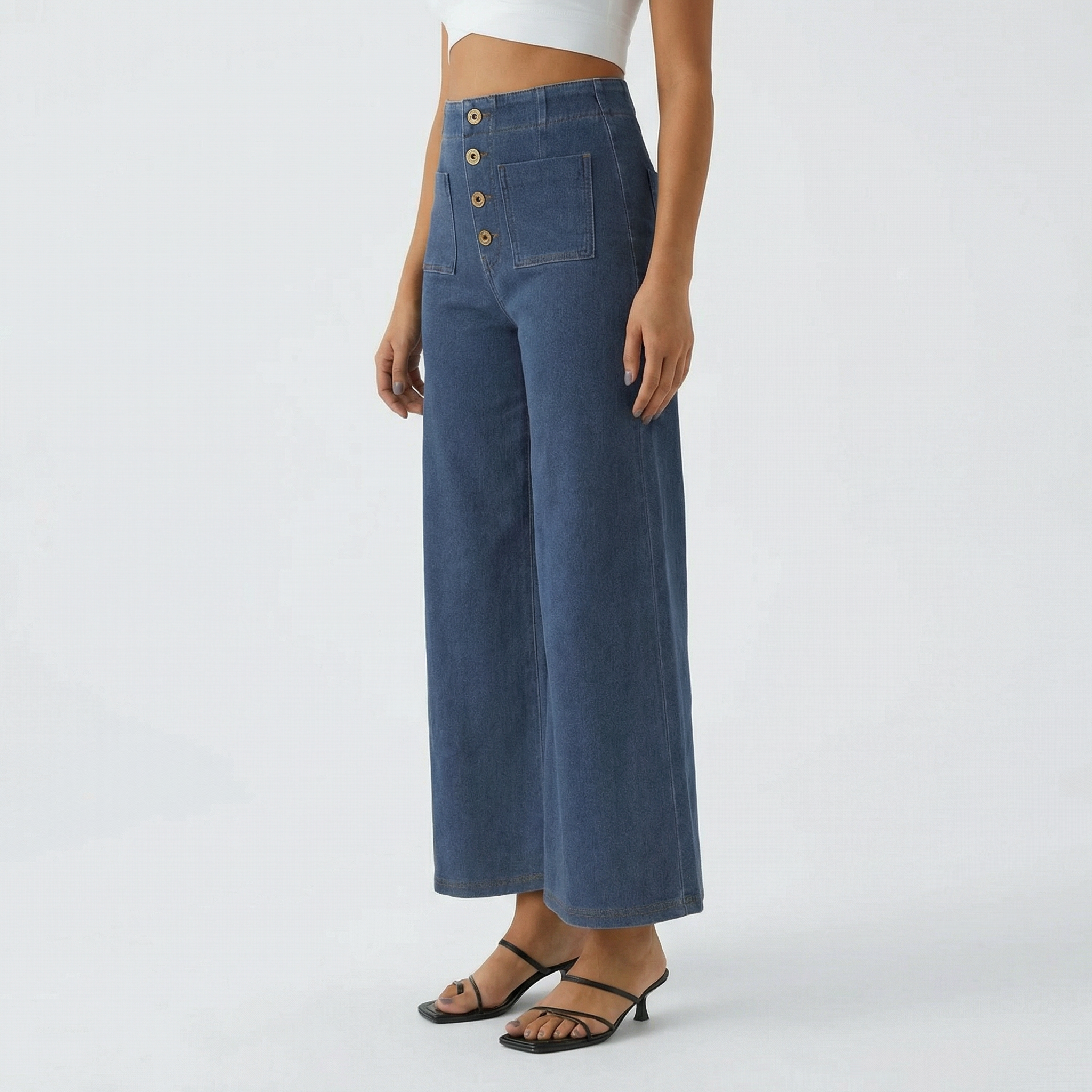 Indigo Straight Jeans – Relaxed High-Waist Fit