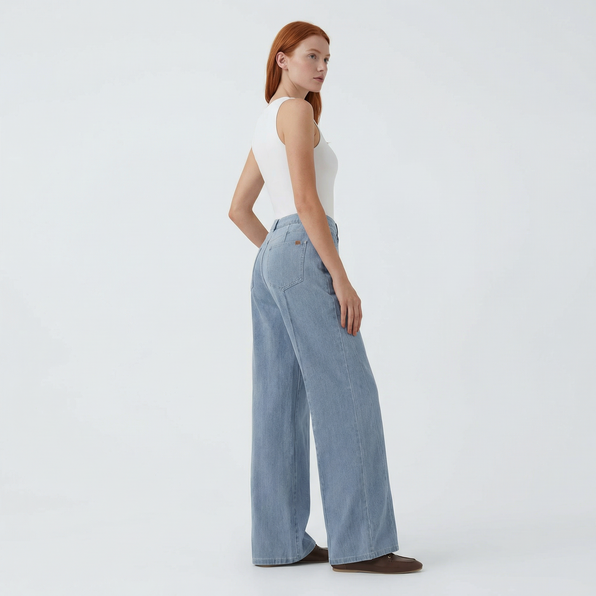 Éthera Wide-Leg Jeans